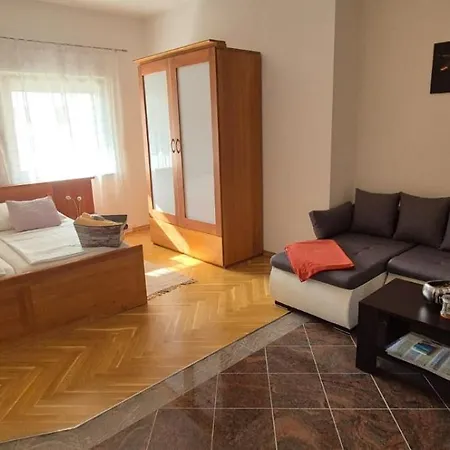 Appartement & Garden Lavanda *