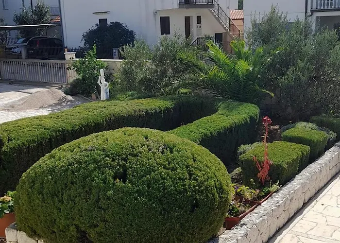 Apartman & Garden Lavanda Brodarica (Sibenik-Knin)